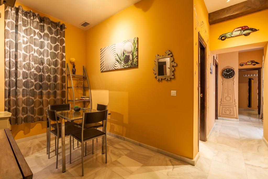 Alf8 Apartamento En Triana Con Dos Terrazas Siviglia Esterno foto